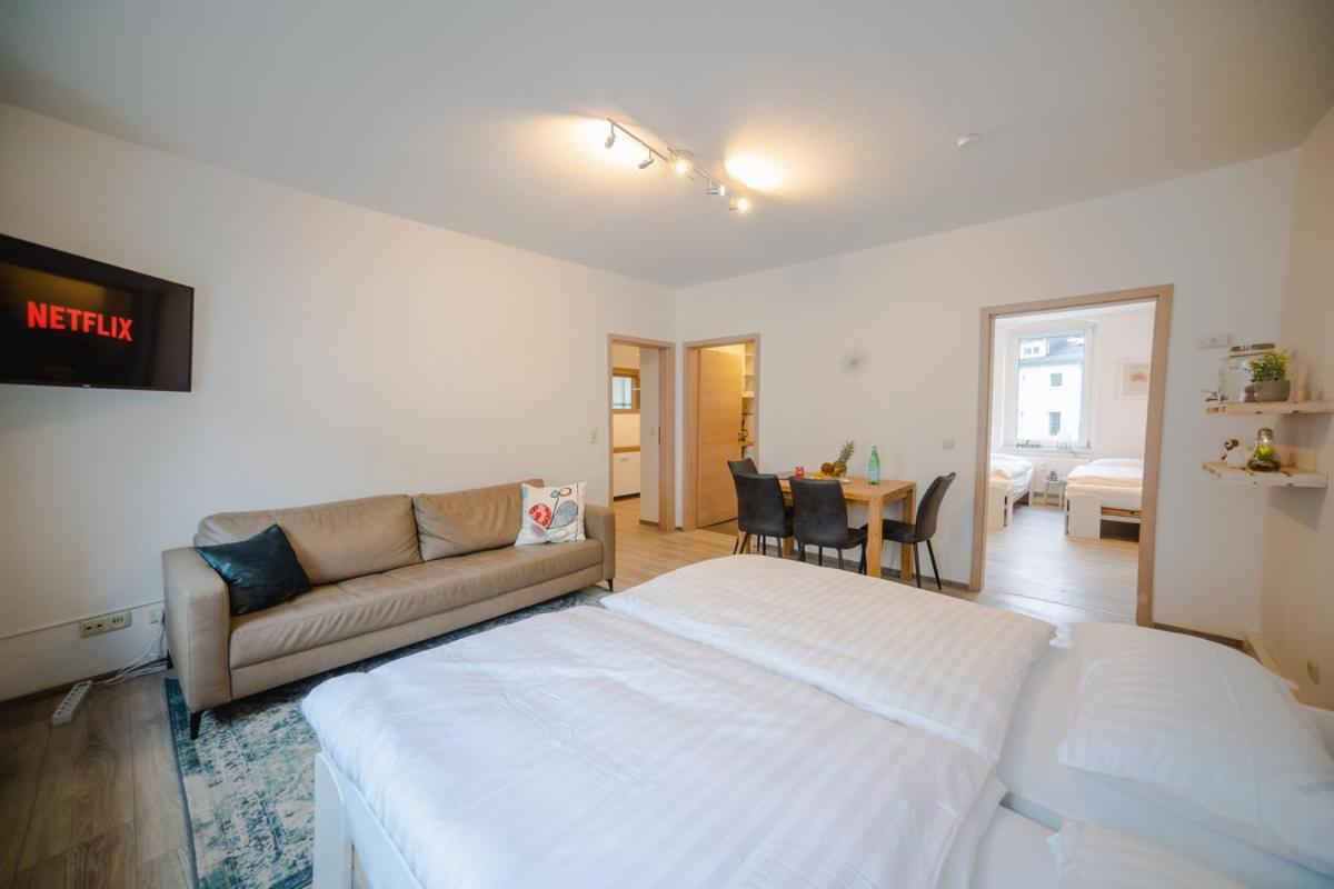 Ferienwohnung Laura In Gera Fuer Bis Zu 4 Personen - Neu Renoviert Екстериор снимка